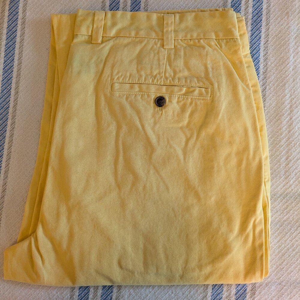 Brooks Brothers Men's Clark Yellow Cotton Chinos Flat Front Straight Leg. W38/34